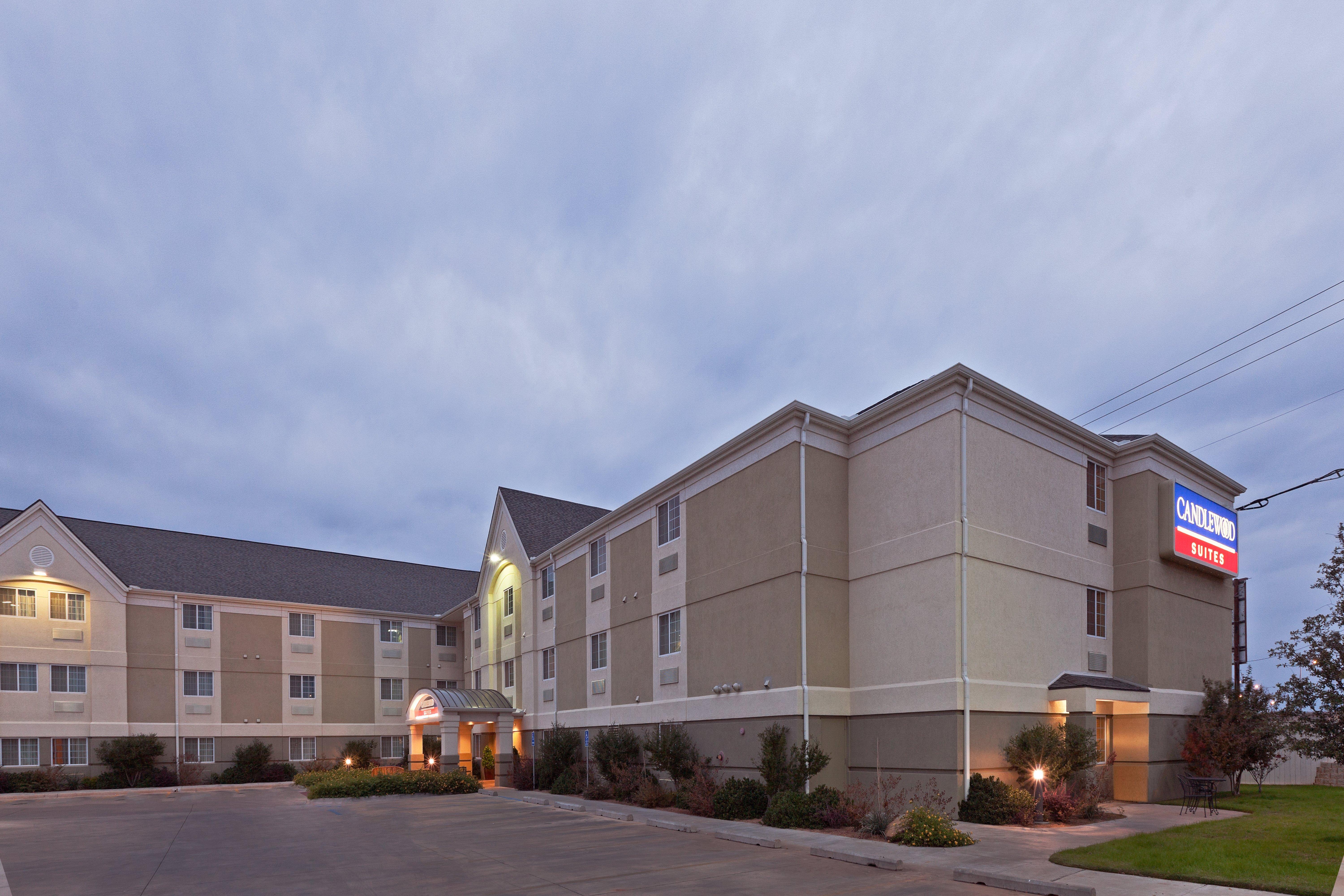 Candlewood Suites Wichita Falls At Maurine Street By Ihg Exterior foto