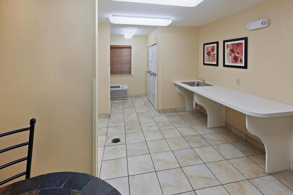 Candlewood Suites Wichita Falls At Maurine Street By Ihg Exterior foto